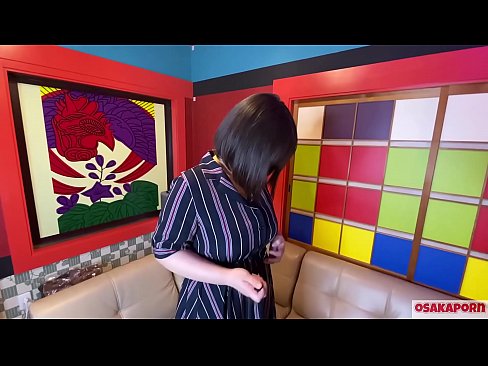 ❤️ Puttana giapponese con grandi tette si masturba con sex toys e ha un orgasmo. Parla in un'intervista della sua esperienza di scopata. Tette enormi e figa pelosa che geme forte. Osakaporn ❤️❌ Porno belloal it.gaypornforyou.ru ️❤